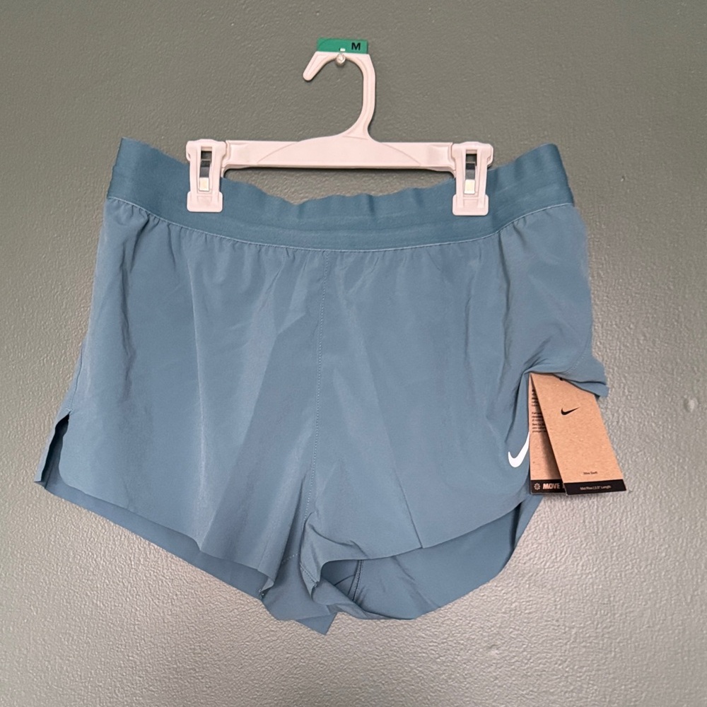 Nike swift mid rise 2.5” Women's Running Shorts